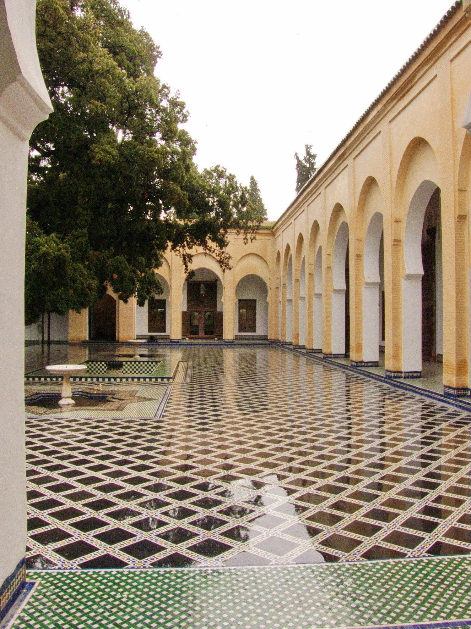Patio de Dar Batha, Fès (palais devenu musée).